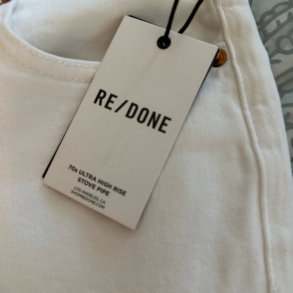 Women's Redone Jeans - Picture 3 of 9
